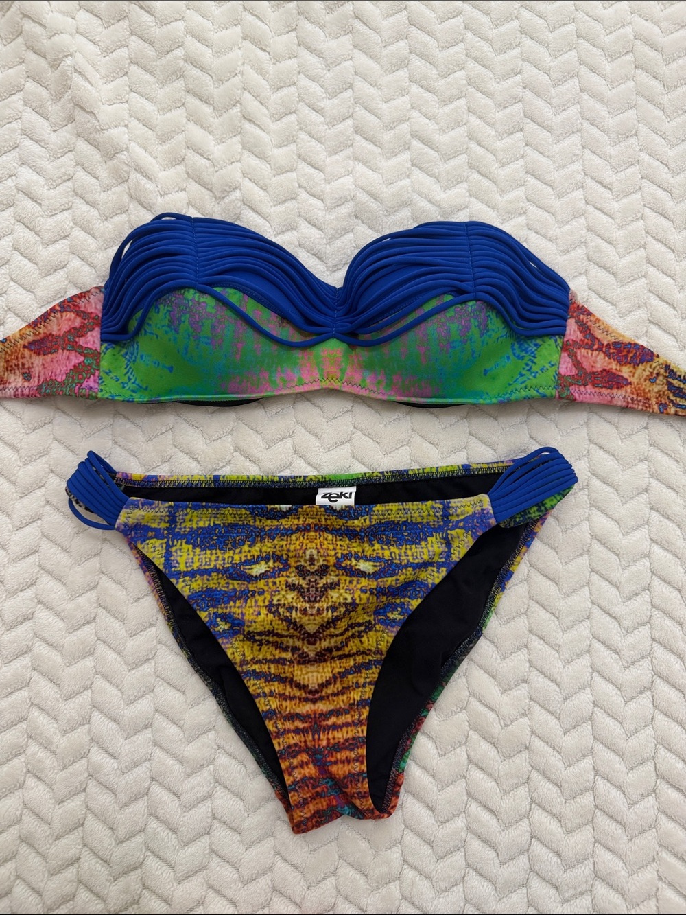 Zeki Women’s Blue Multi-Color Bandeau Bikini Set